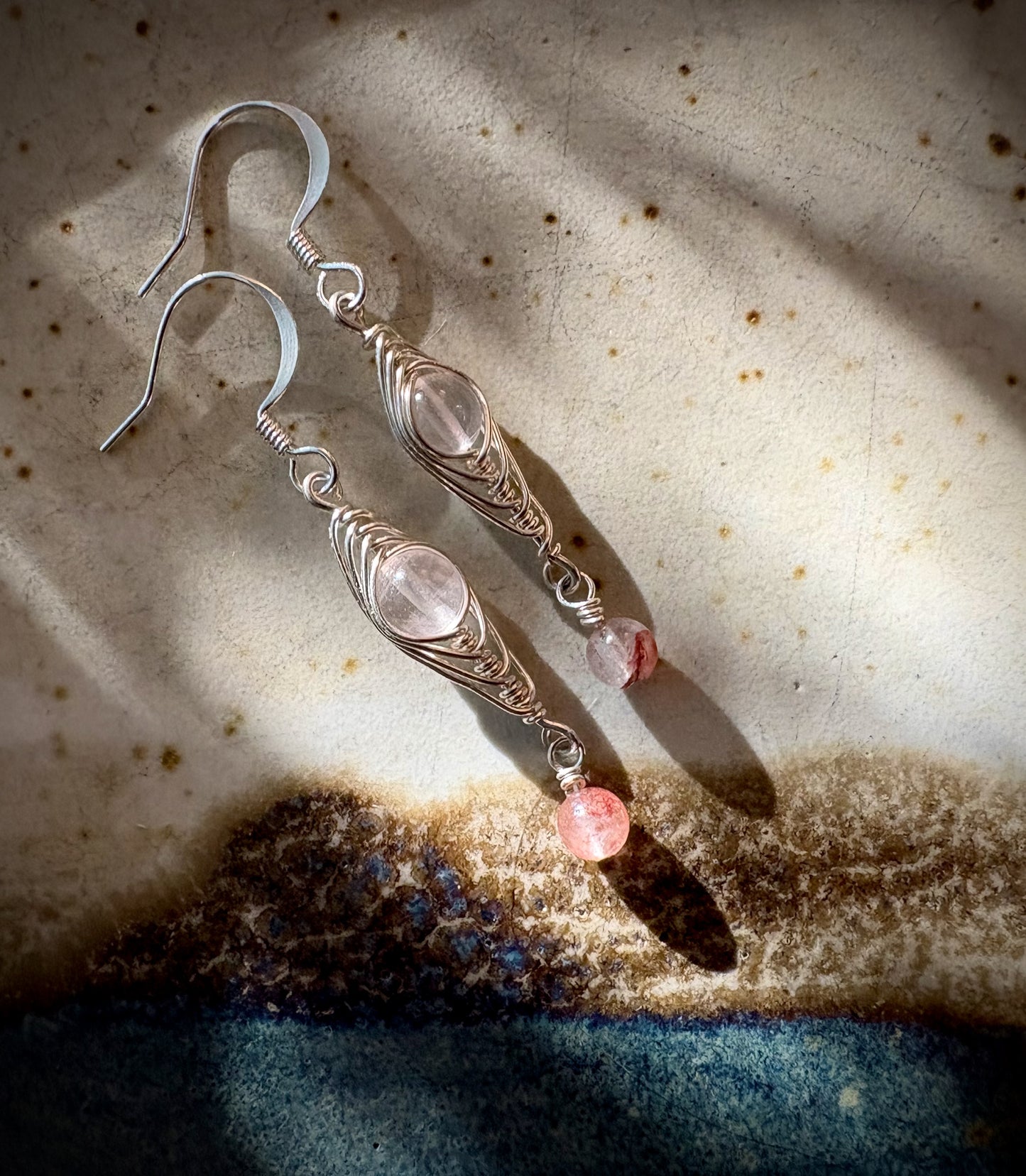 Sobresaliente Earrings - Rose Quartz and Cherry Quartz Herringbone Wrap