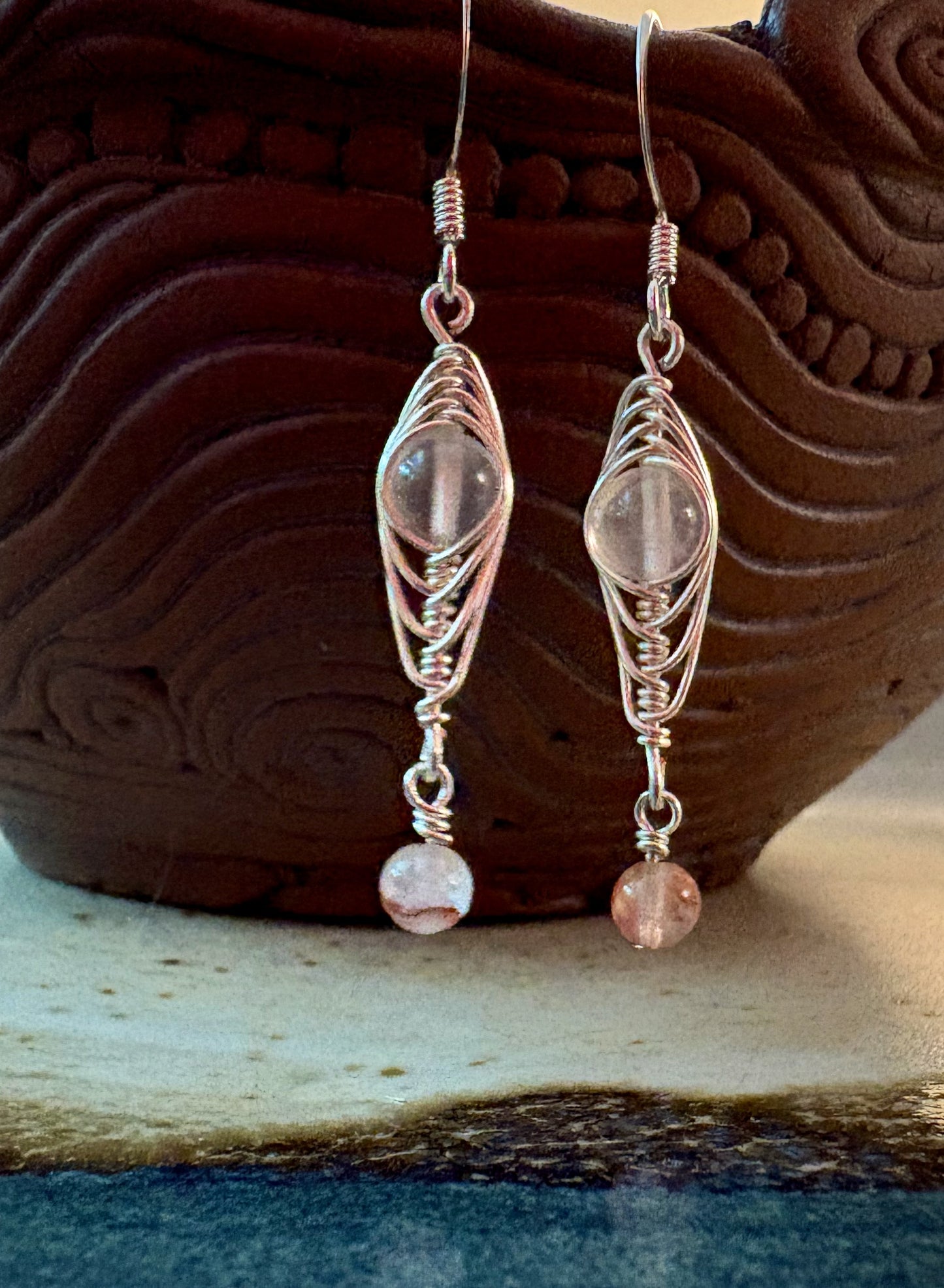 Sobresaliente Earrings - Rose Quartz and Cherry Quartz Herringbone Wrap