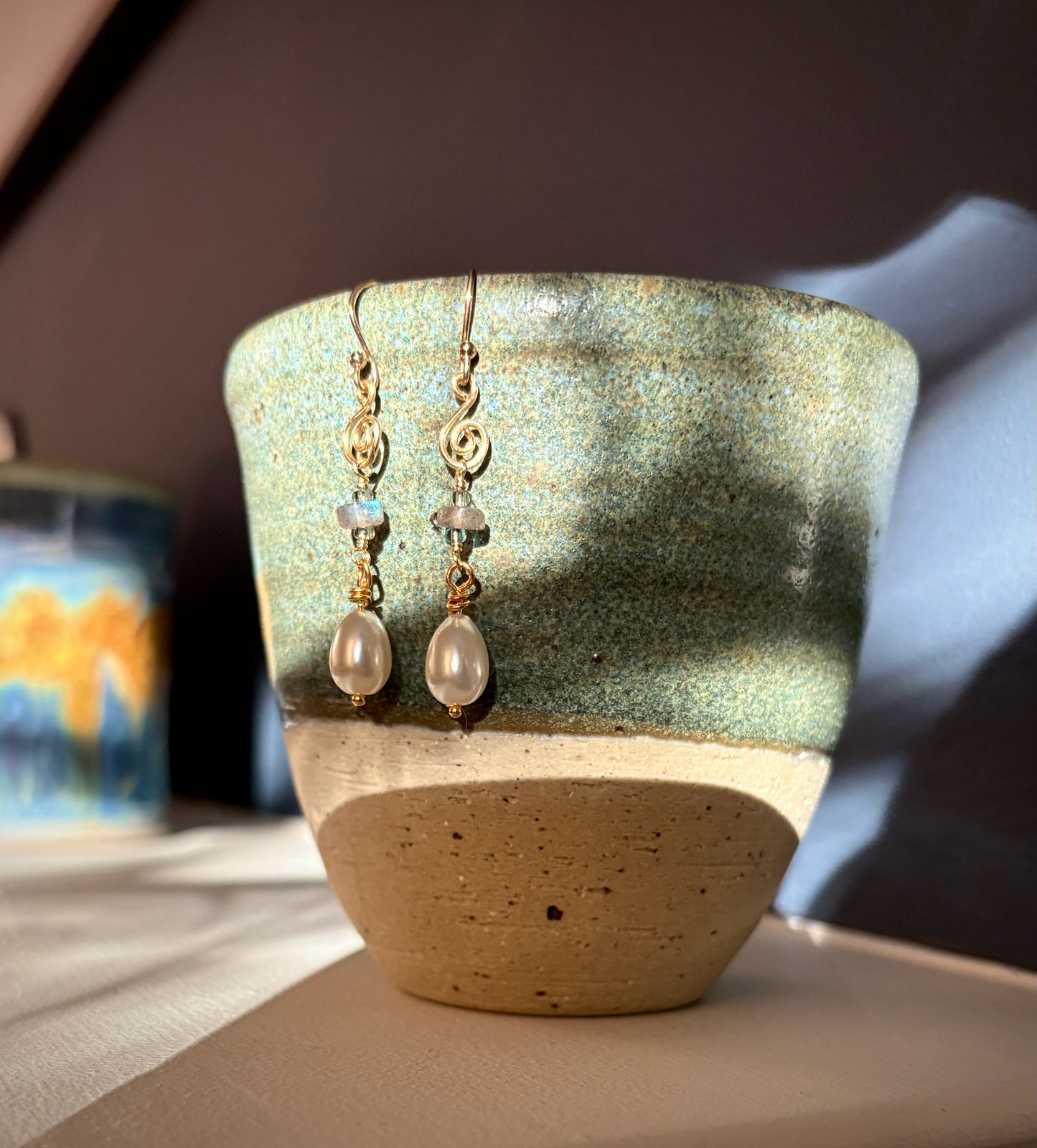 Regalada Earrings - Labradorite and Pearl