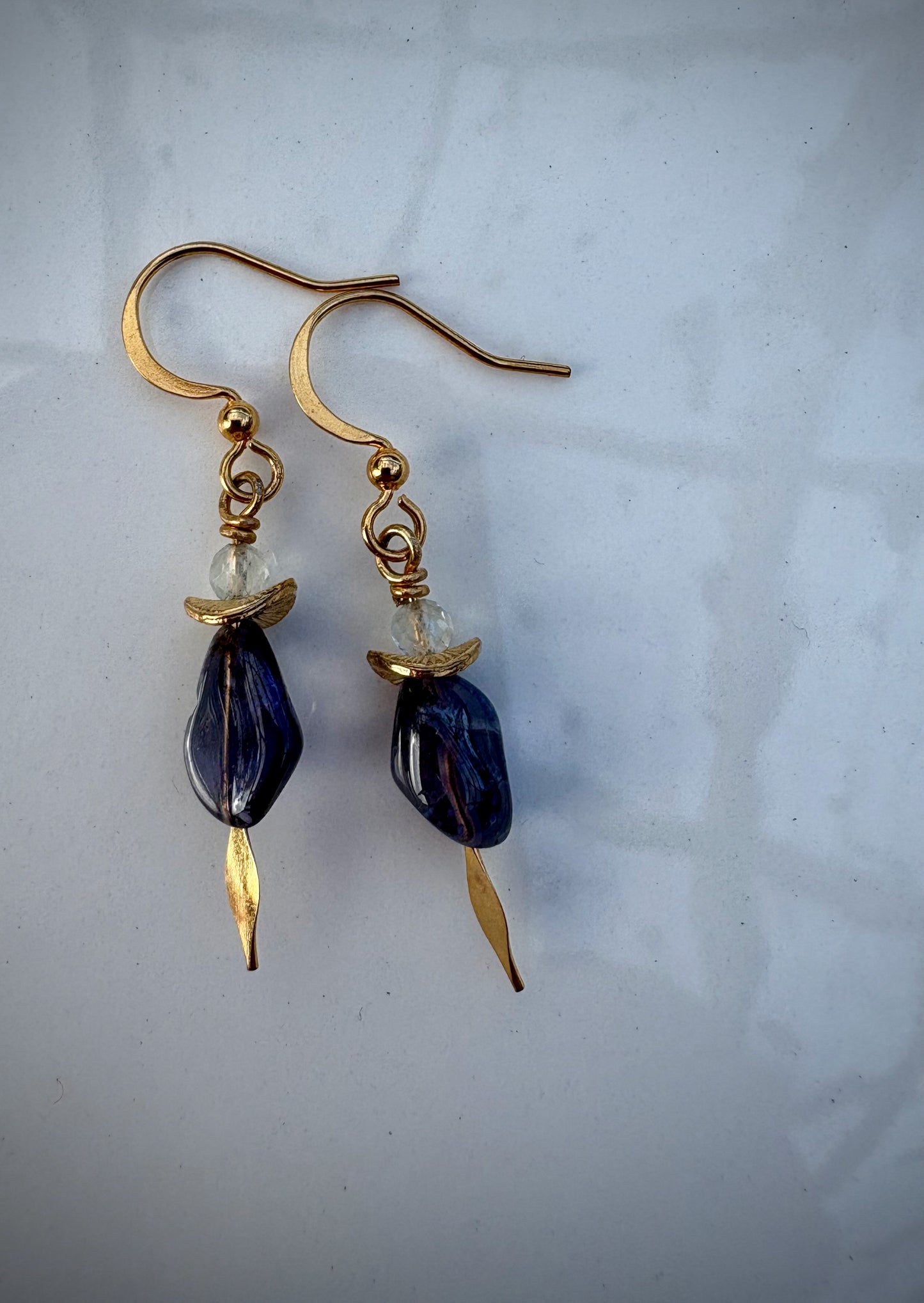 Ciruela Earrings - Iolite and Fluorite