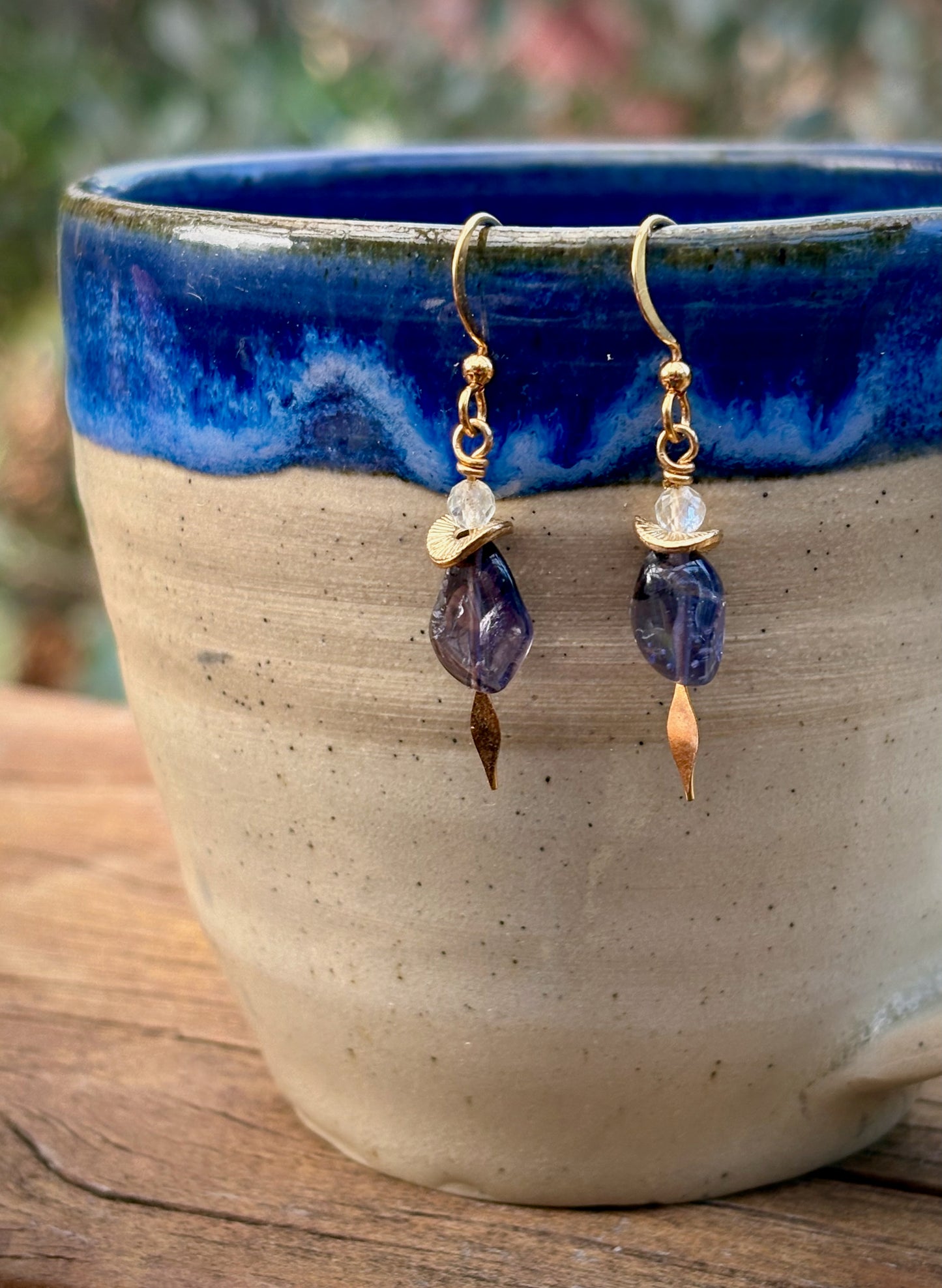 Ciruela Earrings - Iolite and Fluorite