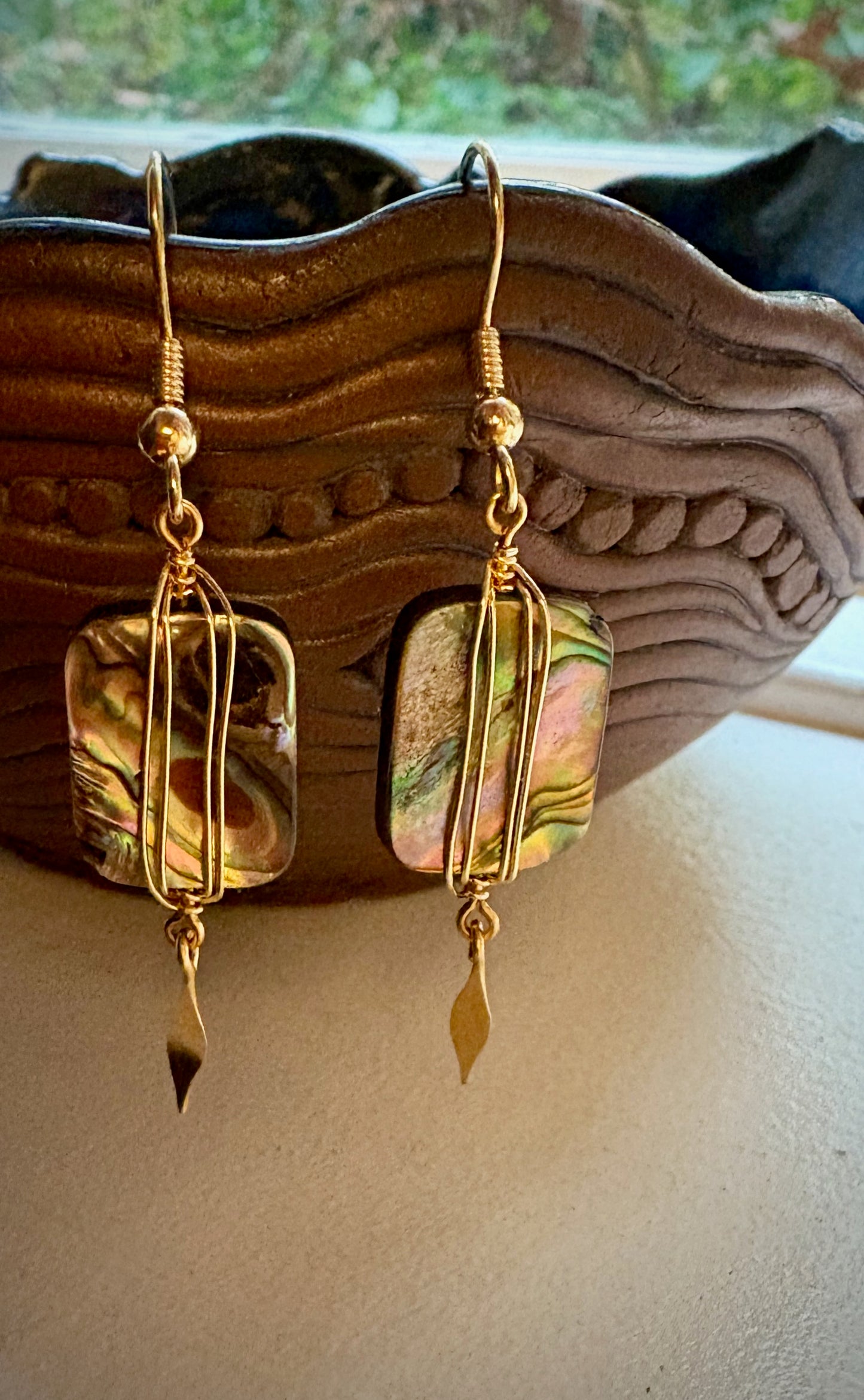 Alfonsina Earrings - Abalone Shell