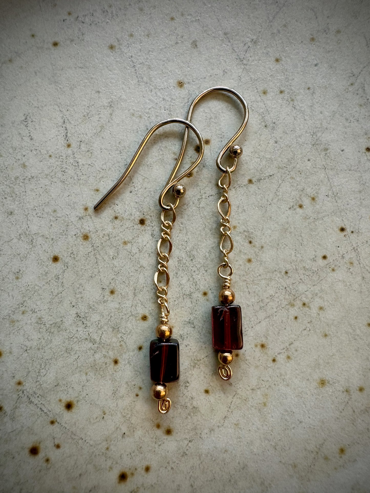Guadalupe Earrings - Garnet