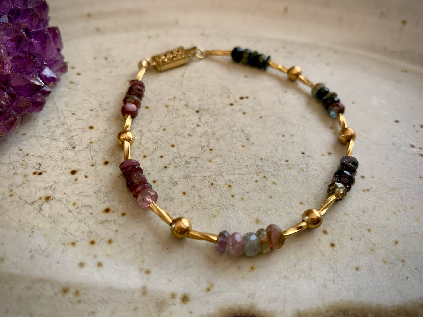 Kariye Bracelet - Garnets in gradient