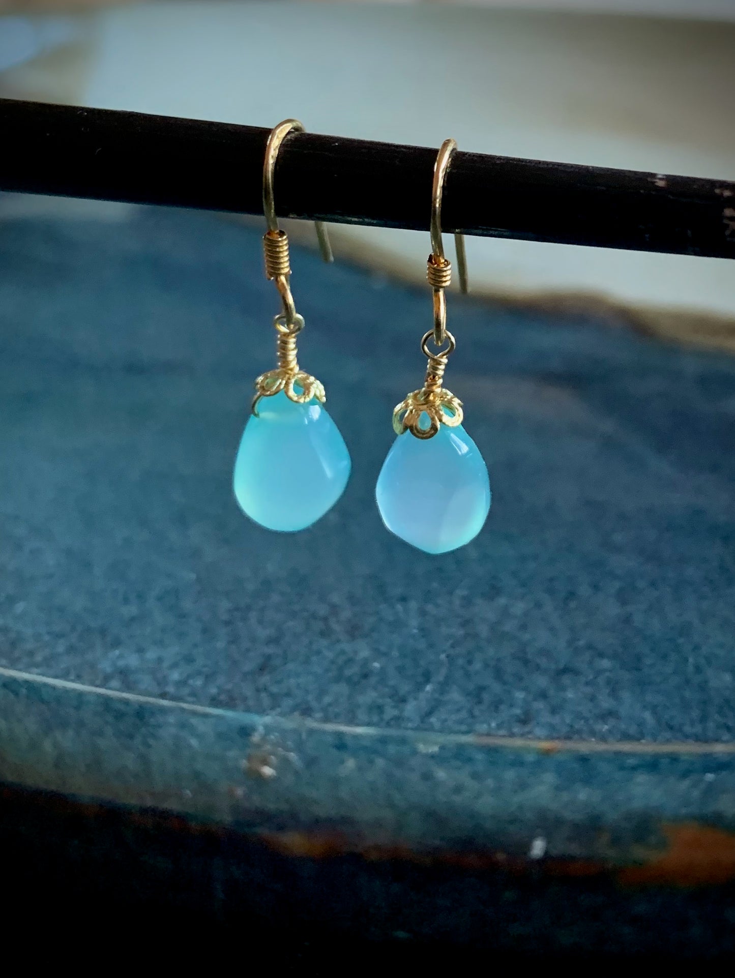 Luz Earrings - Aqua Chalcedony