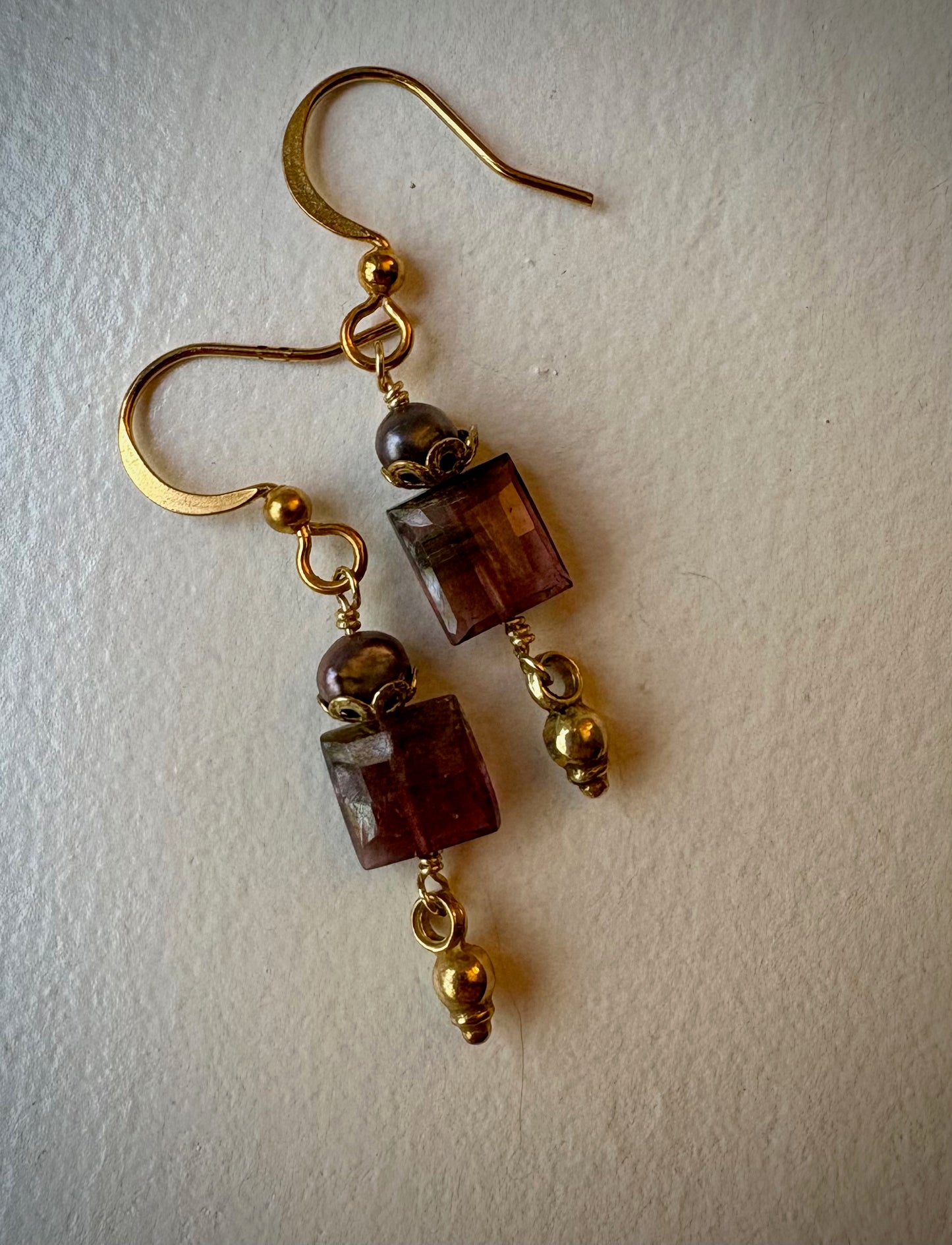 Ardiente Earrings - Faceted Tourmaline and Peacock Pearl