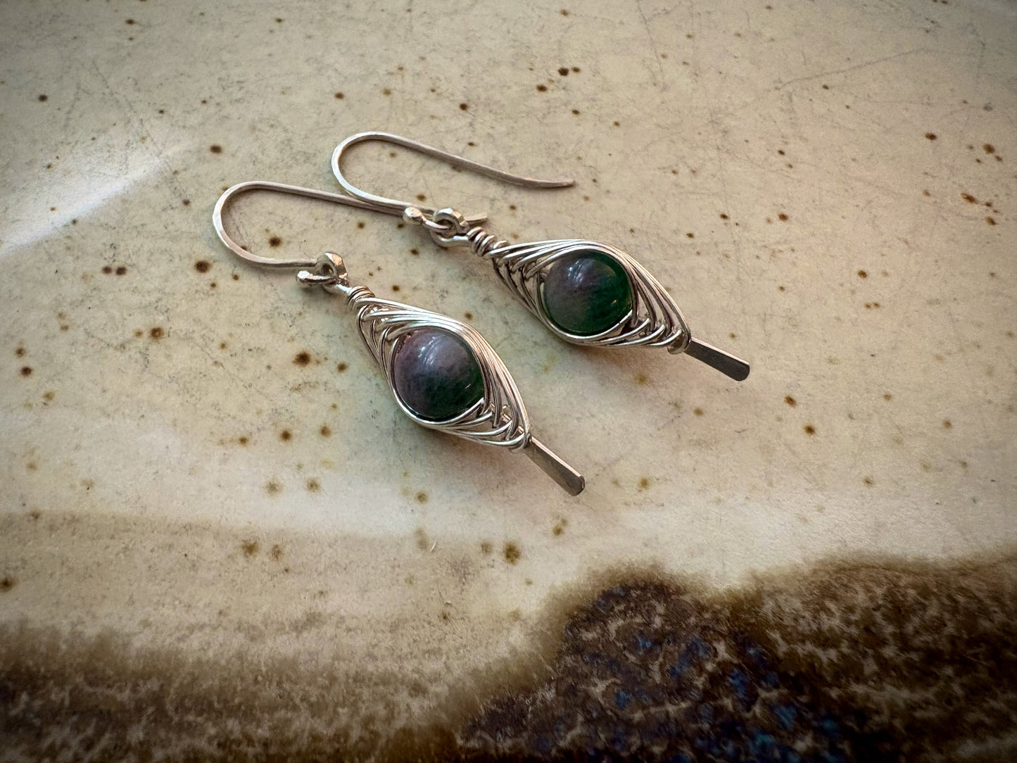 Emocionante Earrings - Purple and Green Fluorite