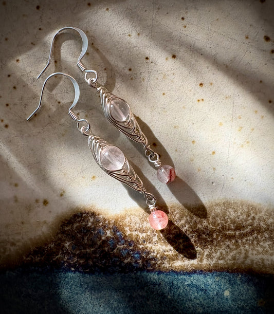 Sobresaliente Earrings - Rose Quartz and Cherry Quartz Herringbone Wrap