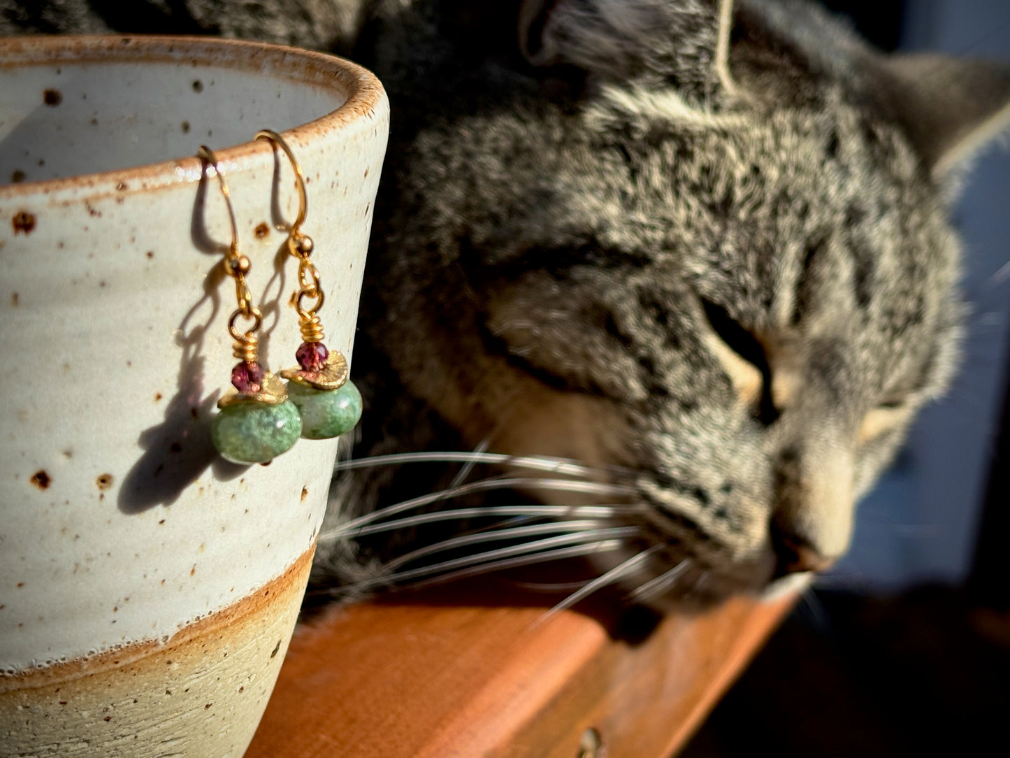 Efímero Earrings-Moss Agate and Crystal