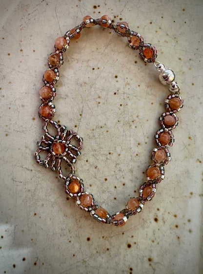 Hyllis Bracelet - Sunstone Beadwork