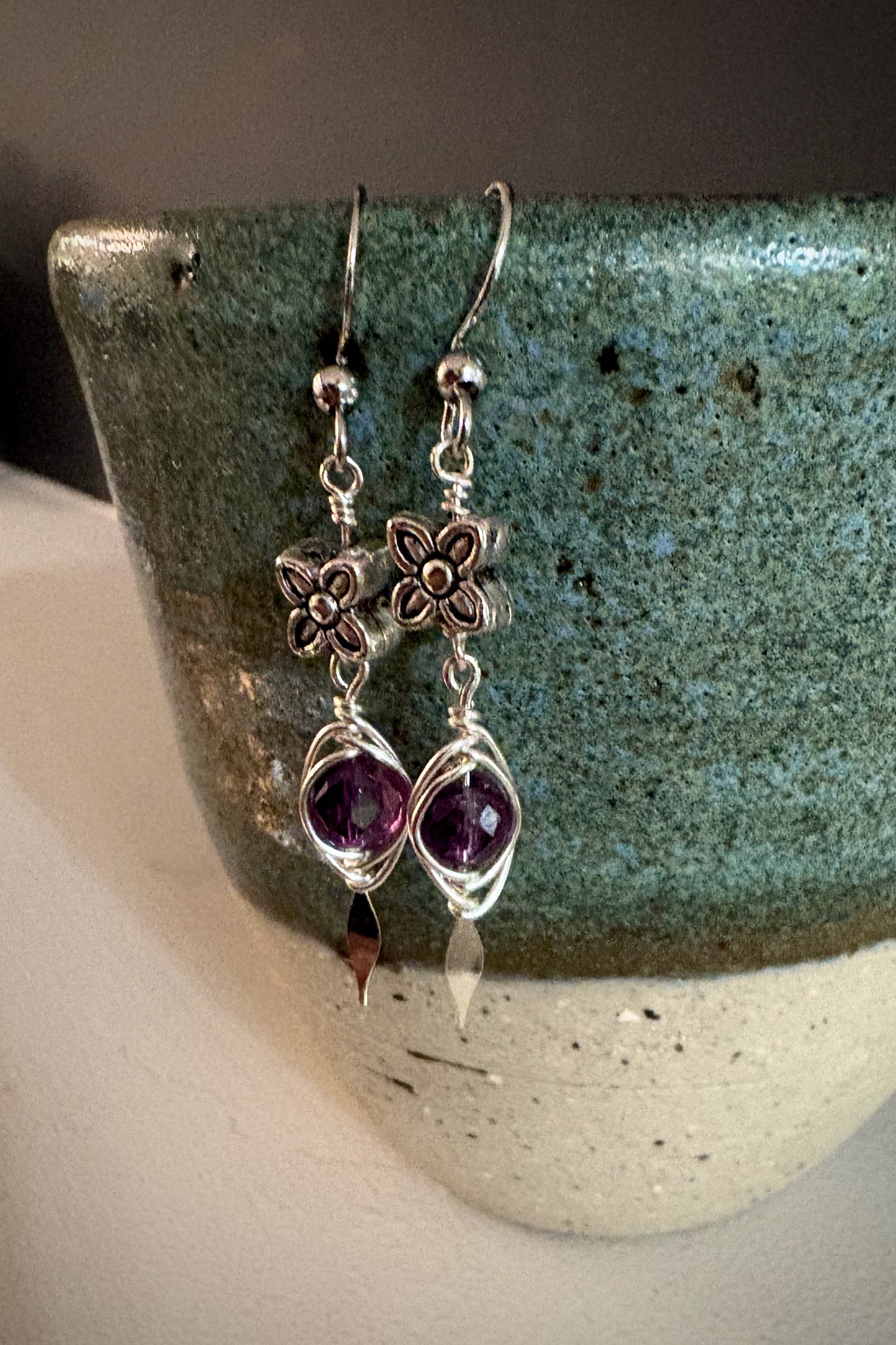 Coraje Earrings - Faceted Amethyst