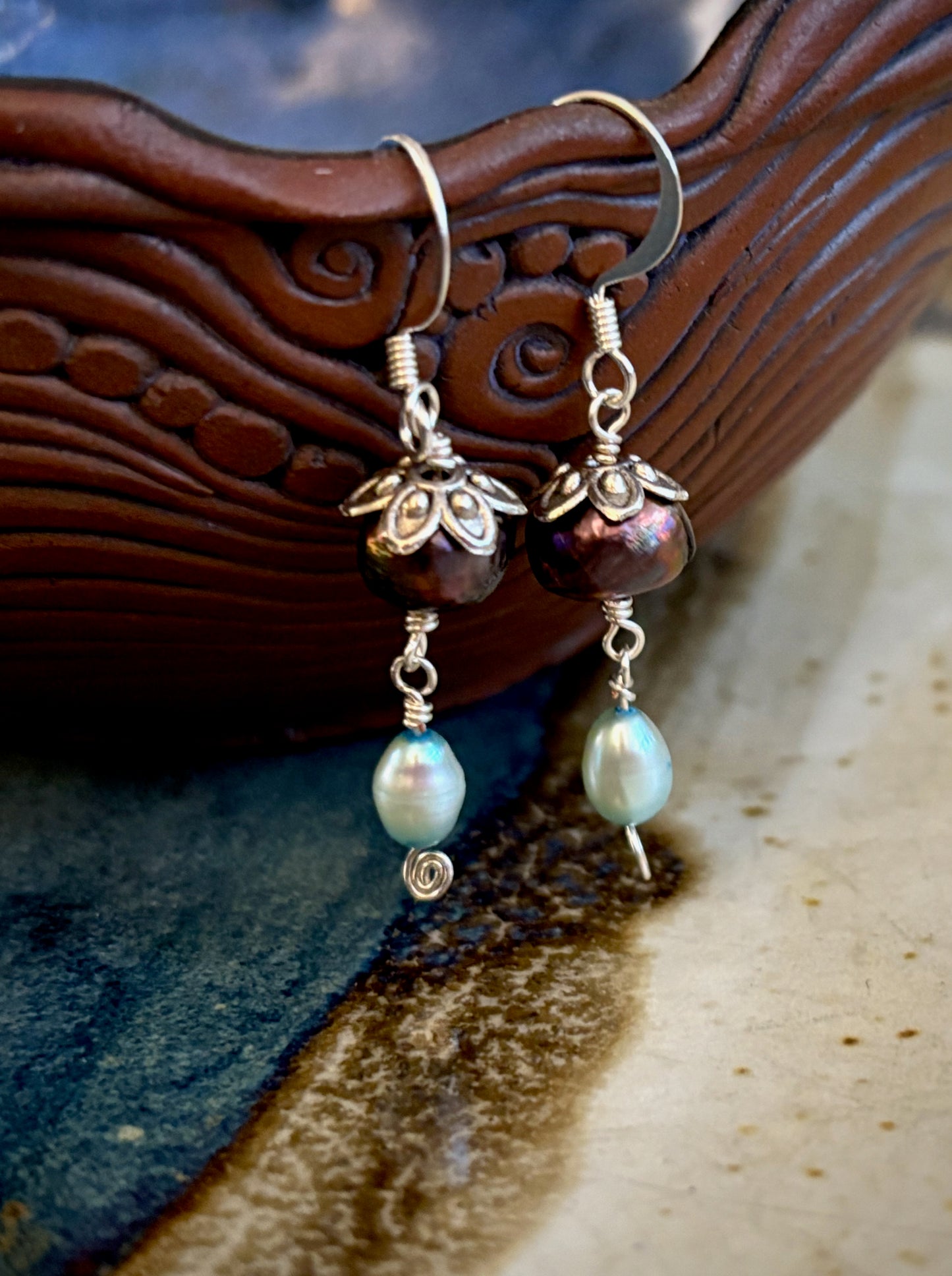 Isabella Earrings - Freshwater Pearl