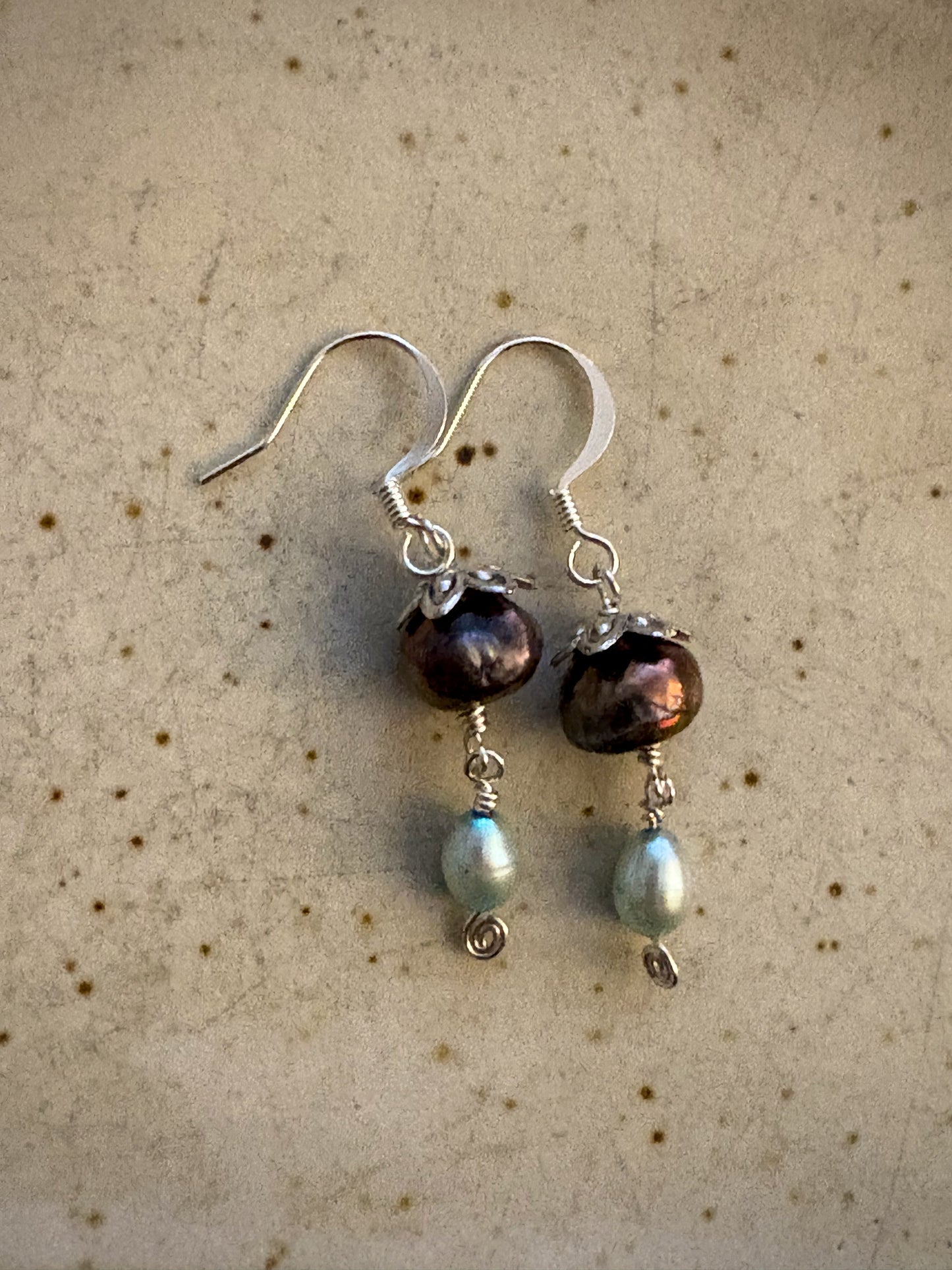 Isabella Earrings - Freshwater Pearl