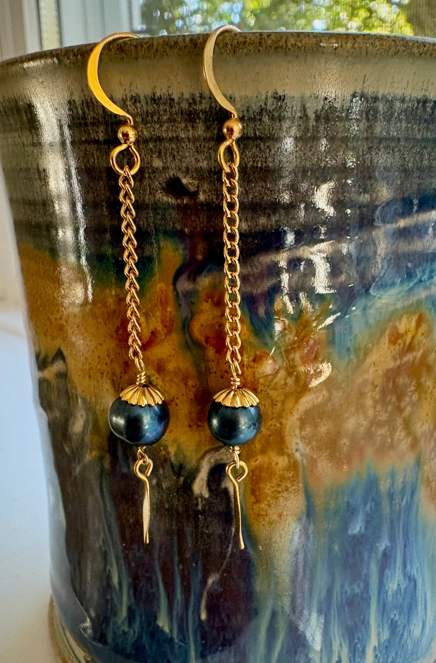 Aitana Earrings - Freshwater Pearl