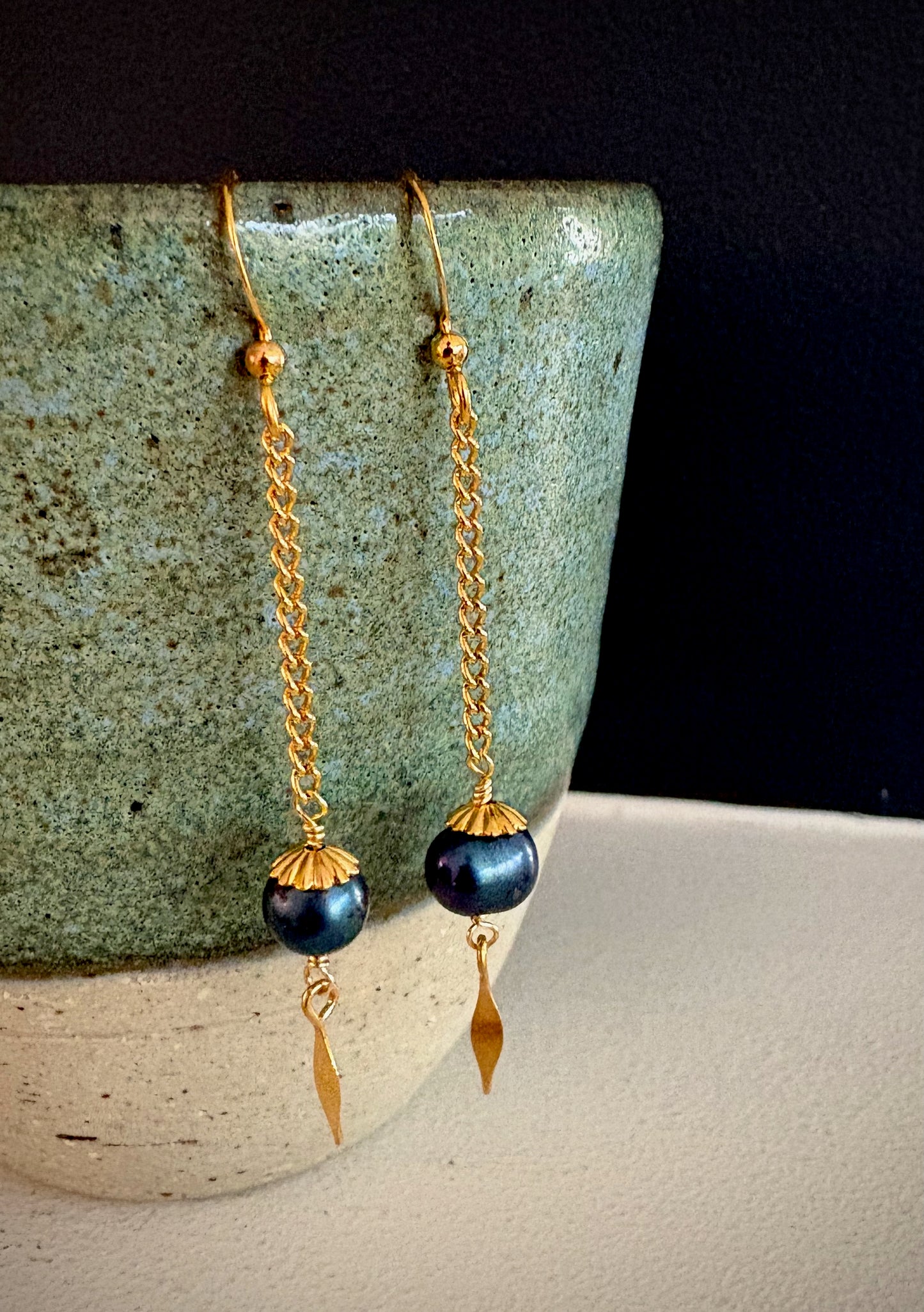 Aitana Earrings - Freshwater Pearl