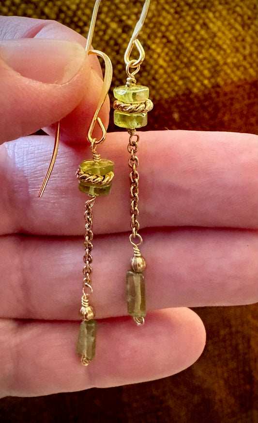 Delfina Earrings - Green Garnet