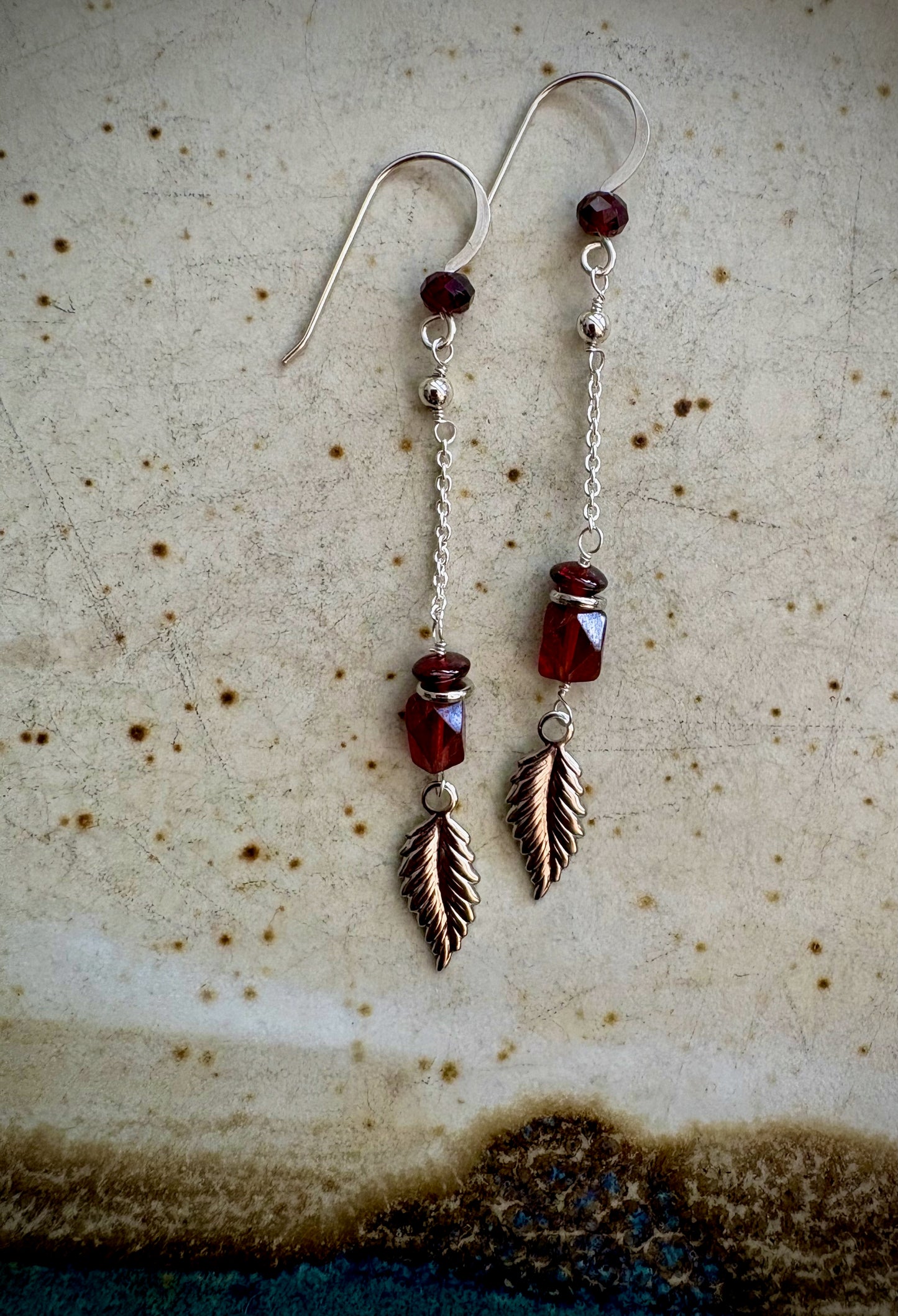 Paula Earrings - Garnet