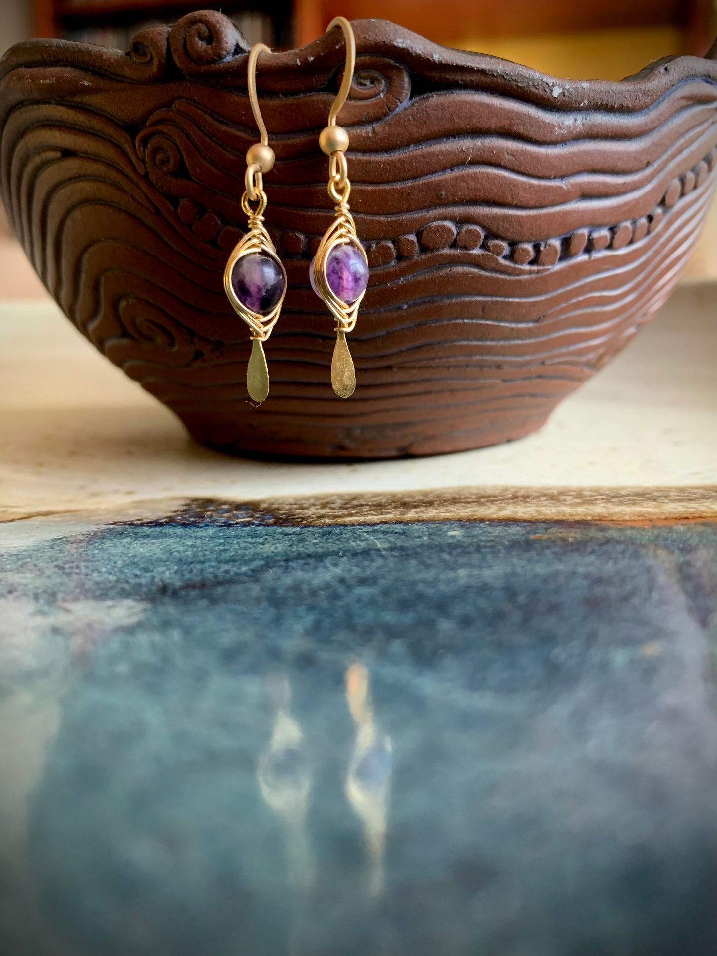 Oro Earrings - Amethyst Herringbone Gold Wire