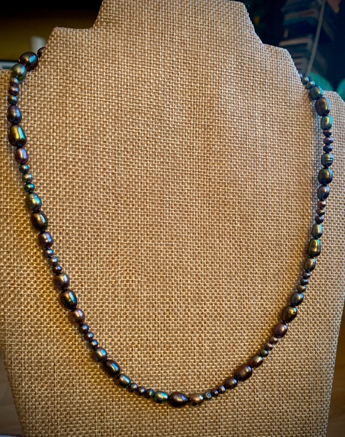 Peacock Pearl Necklace